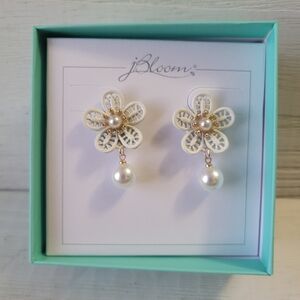jBloom White and Gold Floral Pearl Earrings